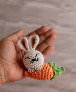 Bunny with Carrot keychain (8)
