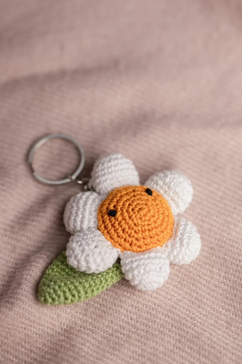 Daisy Flower Keyring handmade crochet bag charm Australia