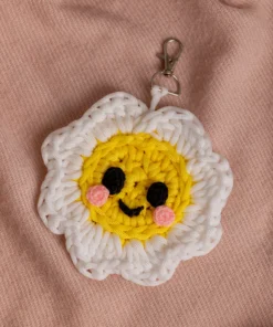 White Flower Keychain (10)